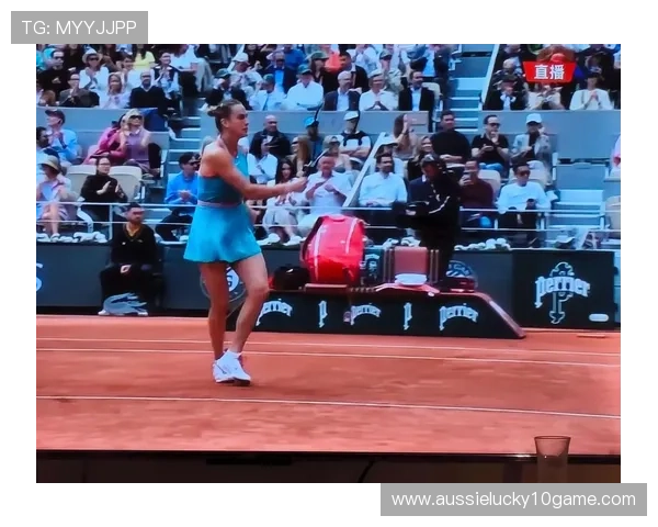 萨巴伦卡小组赛复仇高芙，报法网决赛失利之仇