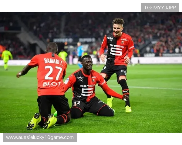 雷恩中场核心伤愈复出，球队阵容趋于完整